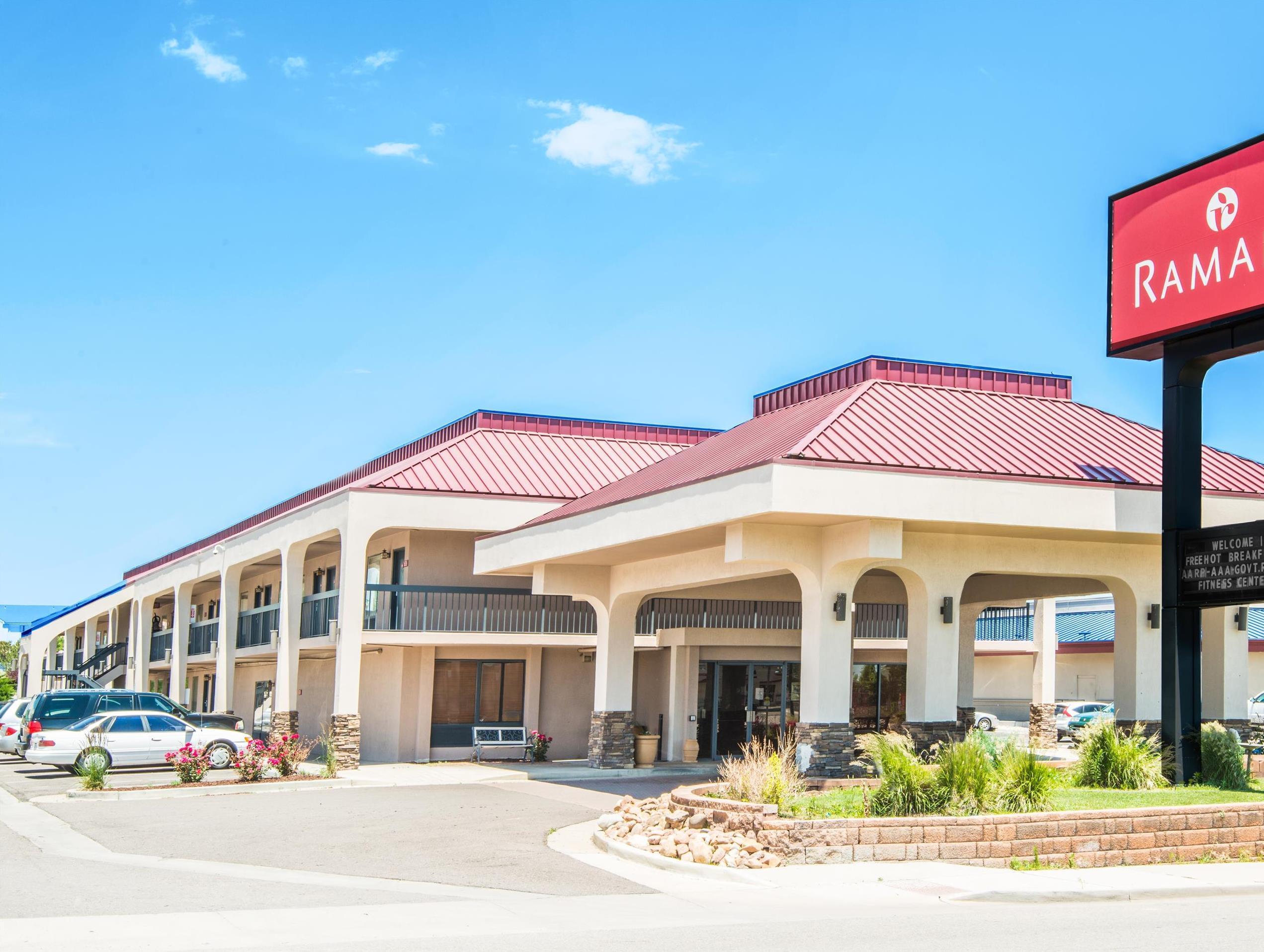 Travelodge By Wyndham Pueblo Esterno foto