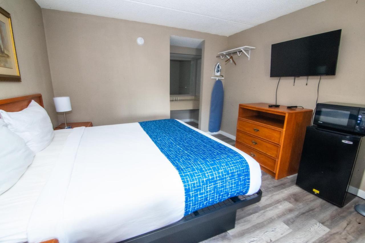 Travelodge By Wyndham Pueblo Esterno foto