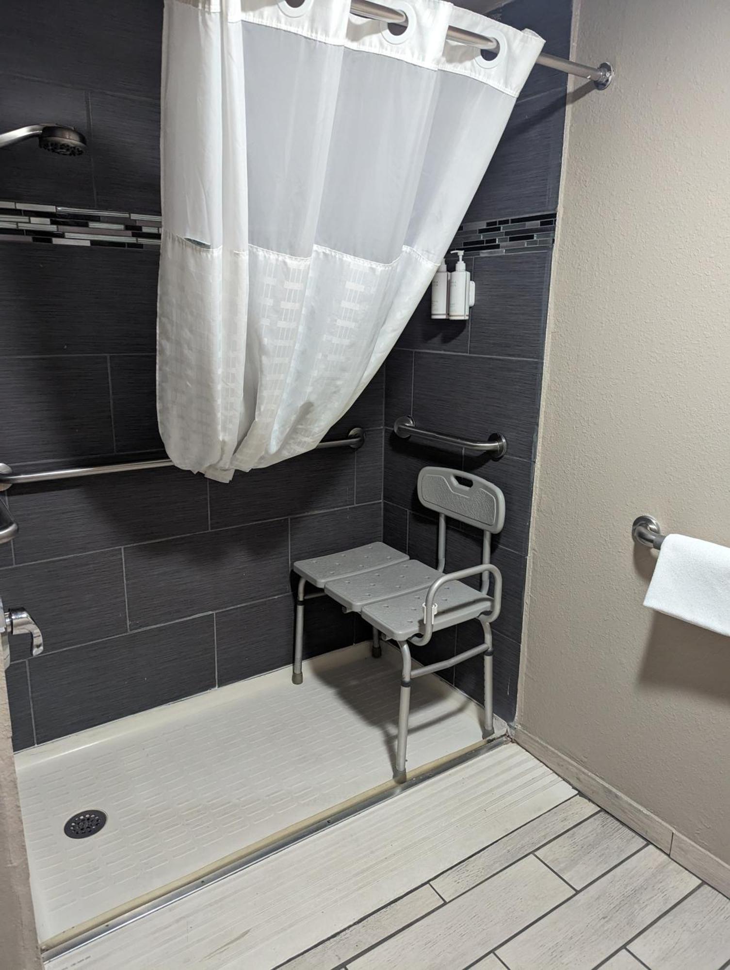 Travelodge By Wyndham Pueblo Esterno foto
