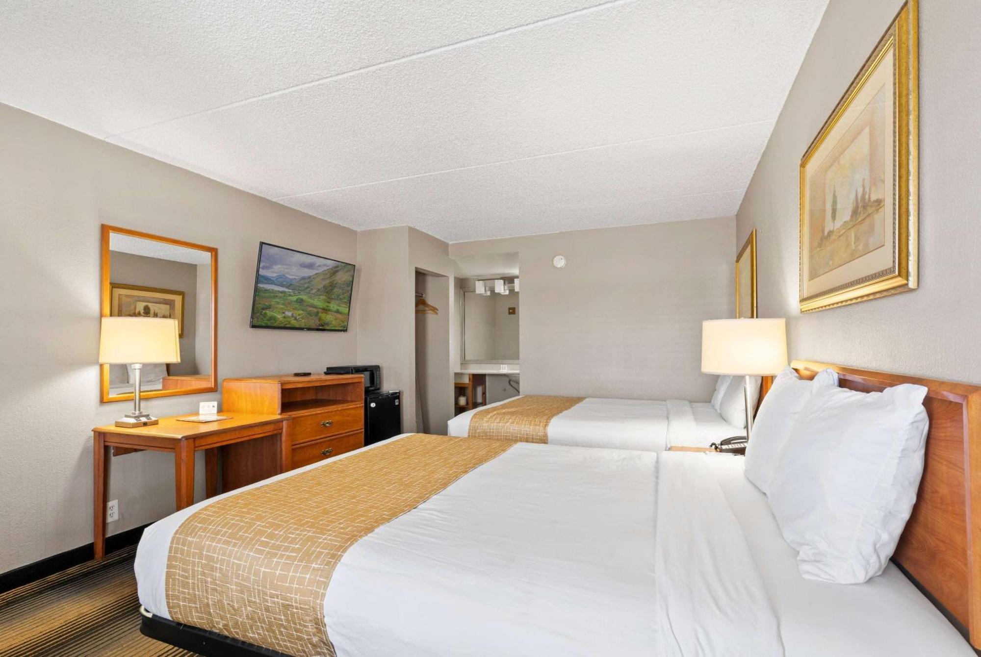 Travelodge By Wyndham Pueblo Esterno foto